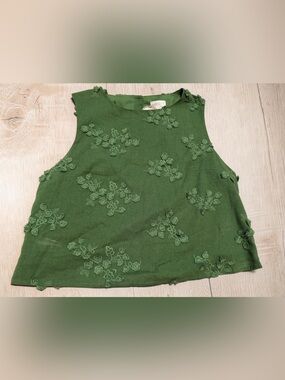 APRICOT Dark Green Floral Embroidered Sleeveless Tank